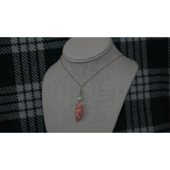 Miter Necklace - Picture 5 of 7